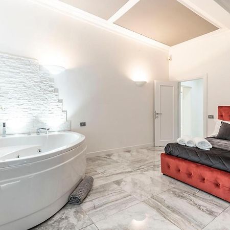 Trevi Luxury Apartment Jacuzzi Rome Extérieur photo
