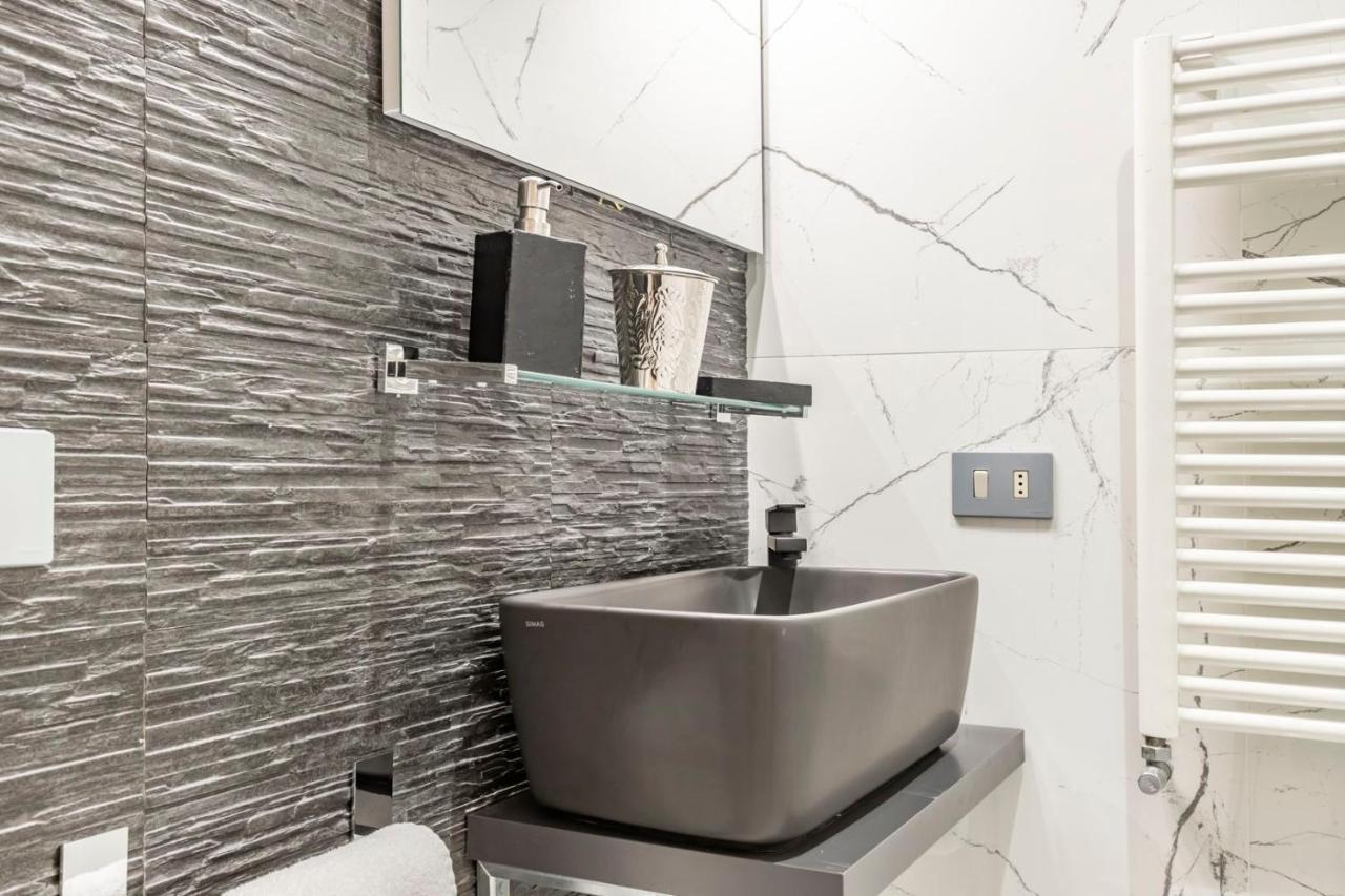 Trevi Luxury Apartment Jacuzzi Rome Extérieur photo