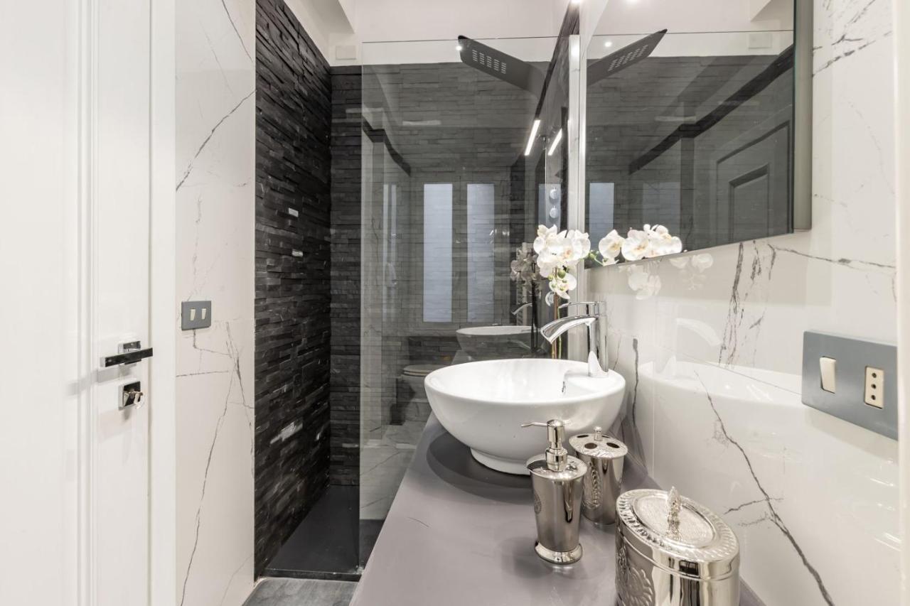 Trevi Luxury Apartment Jacuzzi Rome Extérieur photo