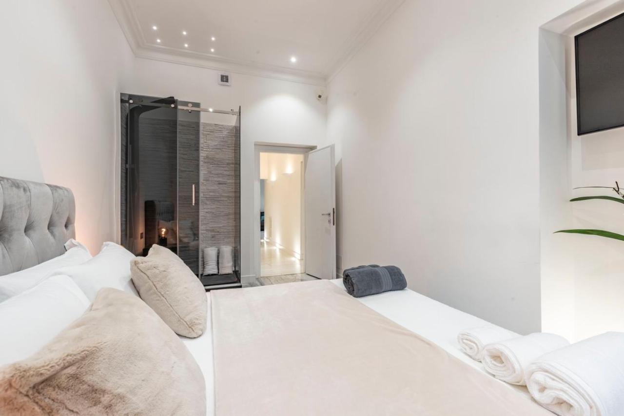 Trevi Luxury Apartment Jacuzzi Rome Extérieur photo